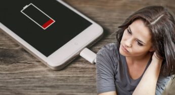 Чому телефон швидко розряджається: головні помилки, які допускати не варто під час зарядки